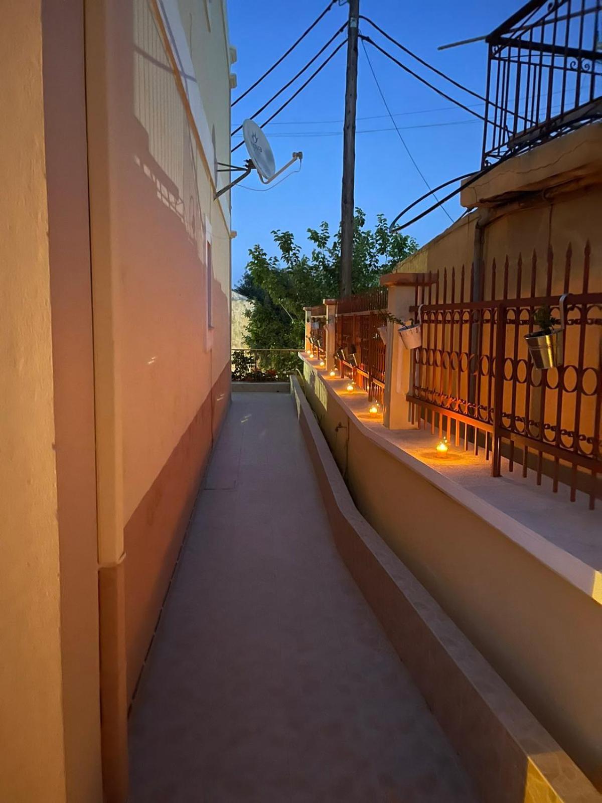 Villa Pinotsi Сими Екстериор снимка