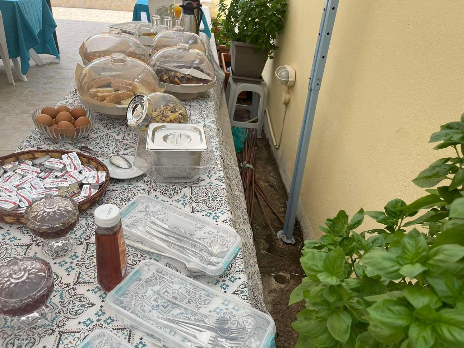 Villa Pinotsi Сими Екстериор снимка