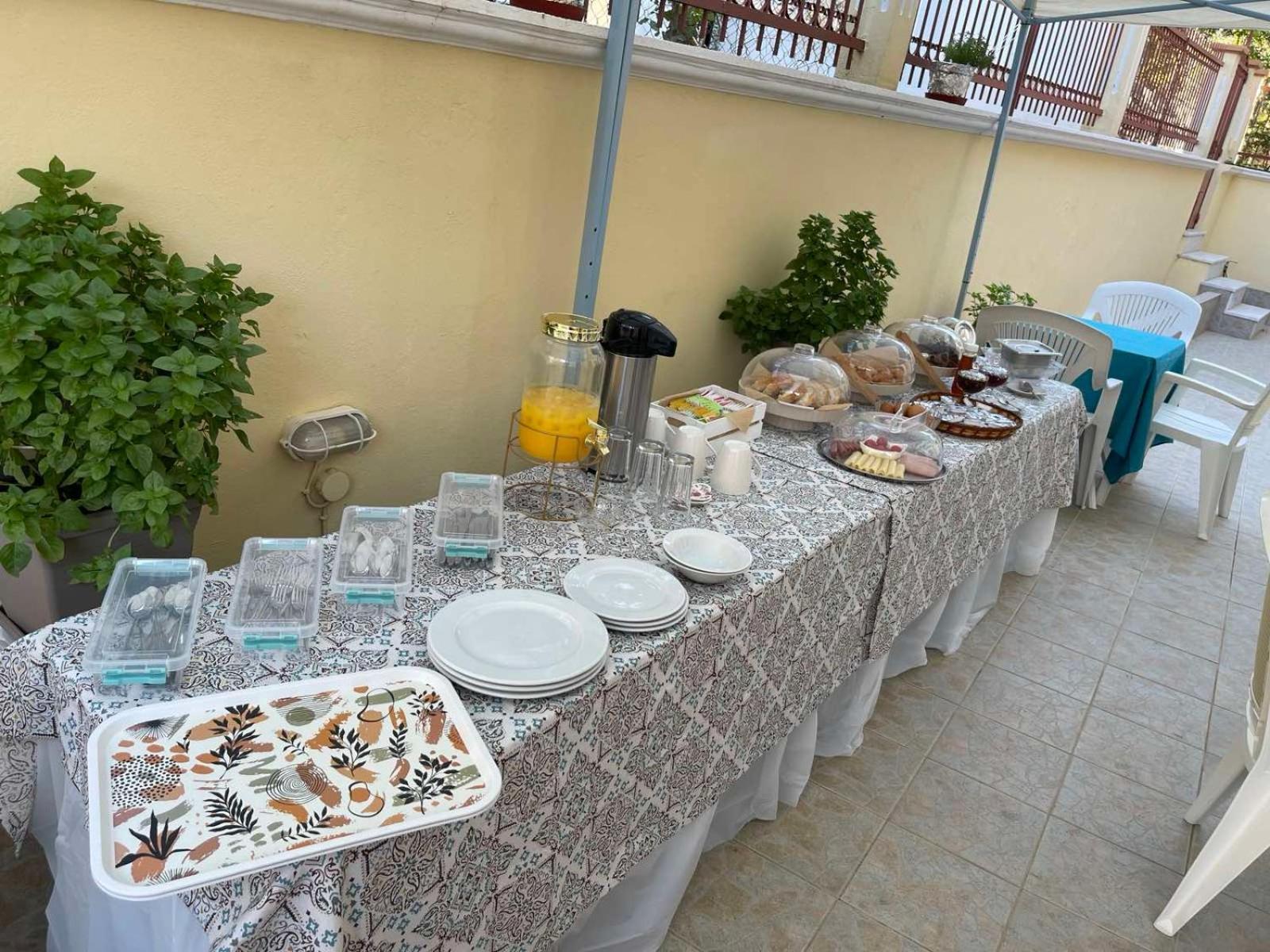 Villa Pinotsi Сими Екстериор снимка